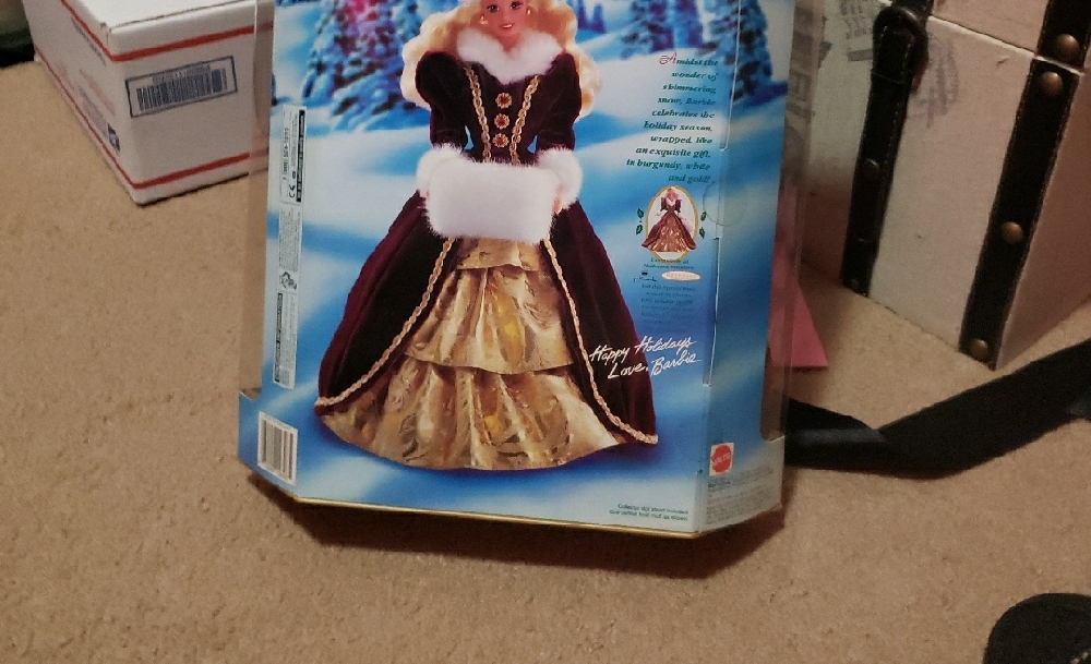 NWT. Barbie Special Edition in Burgundy and Gold. HAPPY HOlDAYS 1996 Collectible - Picture 3 of 8